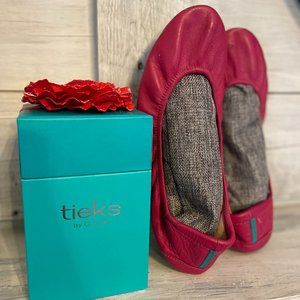 Fuchsia Tieks Full Leather Grain Size 10